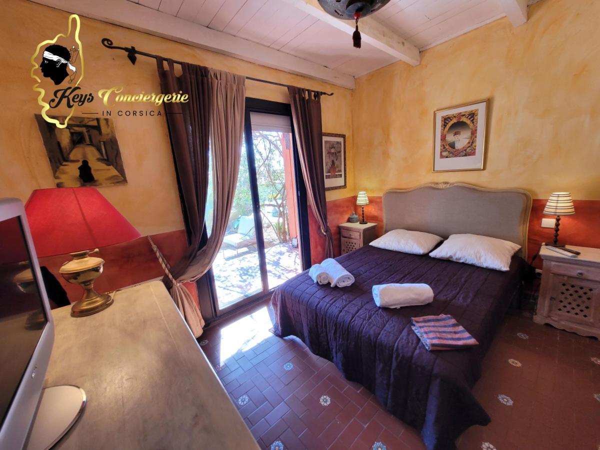 Casa Salya 8 Pers Piscine Privee Chauffee San Cipriano Villa Lecci Luaran gambar